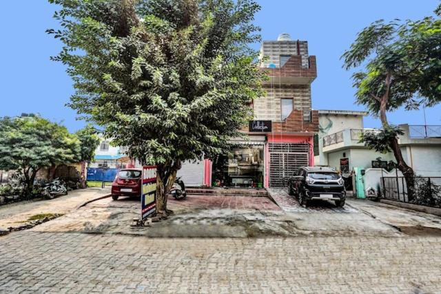 Hotel Nidhivan By Dcrest