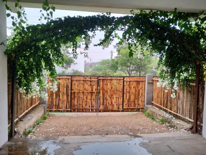 Triveni Rejuvenating Spacious villa, Private & Work location