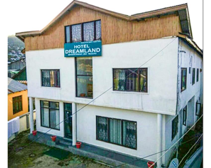 Hotel Dream Land By WB Inn