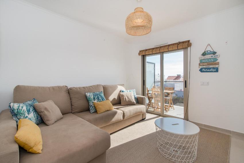 Casa Gomes by ALGARTUR