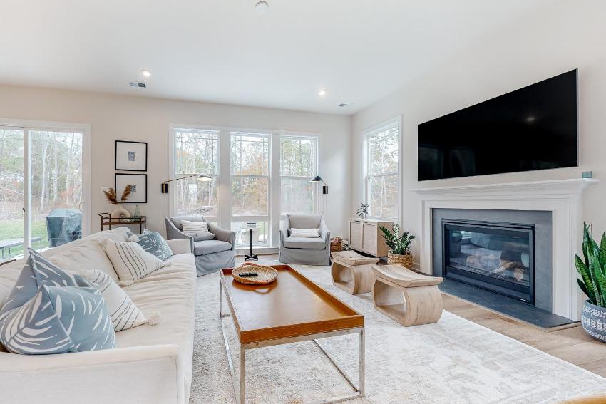 Ocean View Beach Club --- 7 Gooseberry Ave