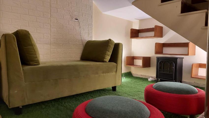 Luxury Cottage near Ganges by iTvara