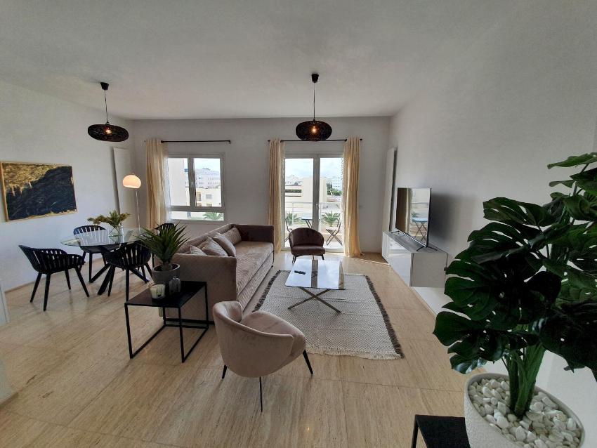 Prestige Luxurious 120m2 next to UN offices Lac2