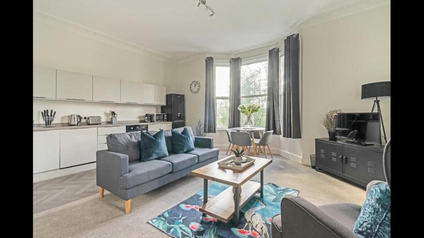 Stunning large 1-Bed Apartment in Tunbridge Wells