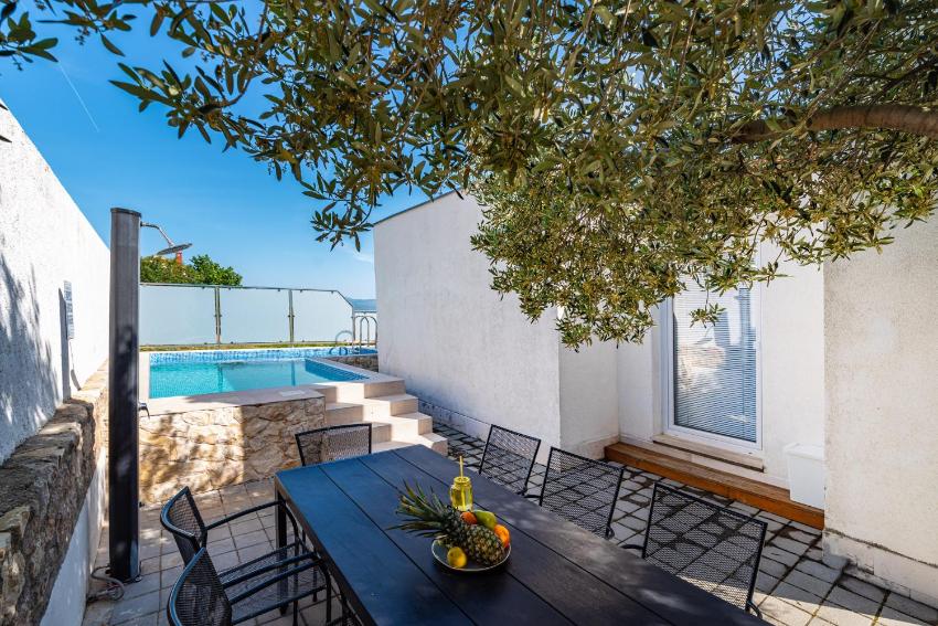 Poolincluded - Villa apartment Dajana