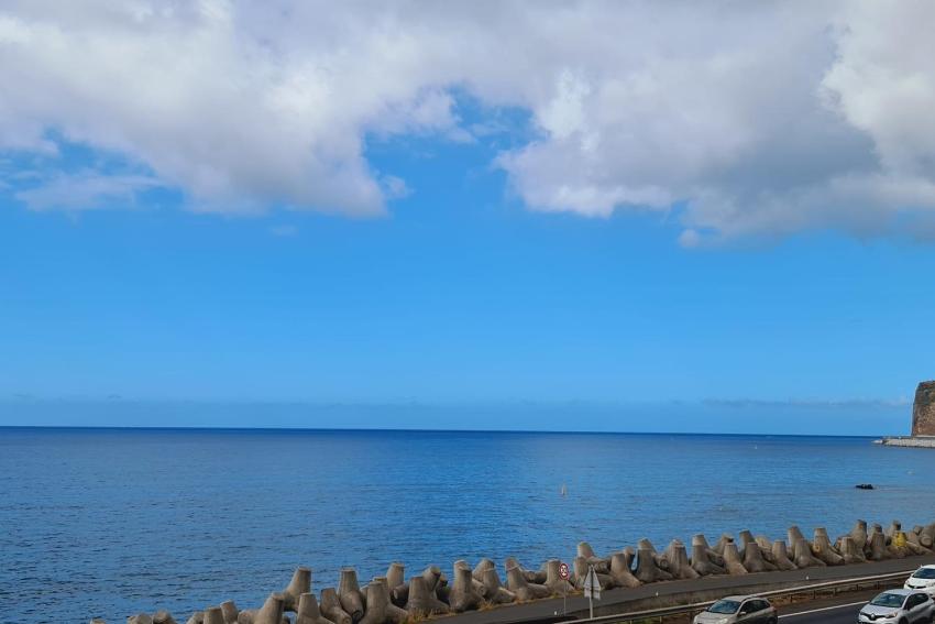 L appartement L Ocean, T2 d'environ pour 2 personnes avec balcon une vue imprenable sur l'océan