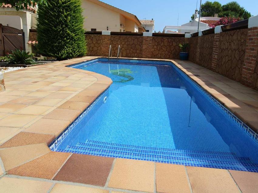 Casa Deltebre, 3 dormitorios, 6 personas - ES-184-25