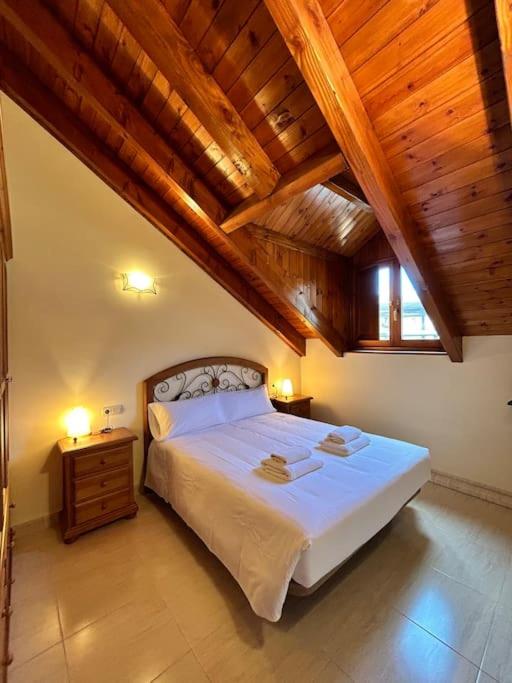 Apartament cèntric a SORT amb llar de foc