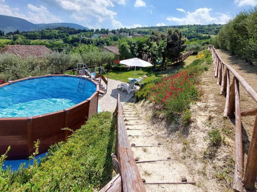 Inviting holiday home in San Severino Marche with pool