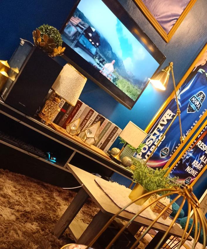 Kiara Mansion - Homestay, Guest House & Gaming House.