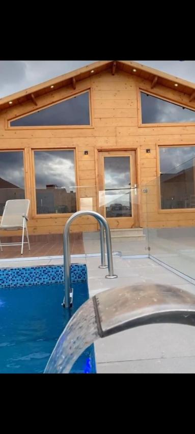 شاليهات وأكواخ باشن الريفية