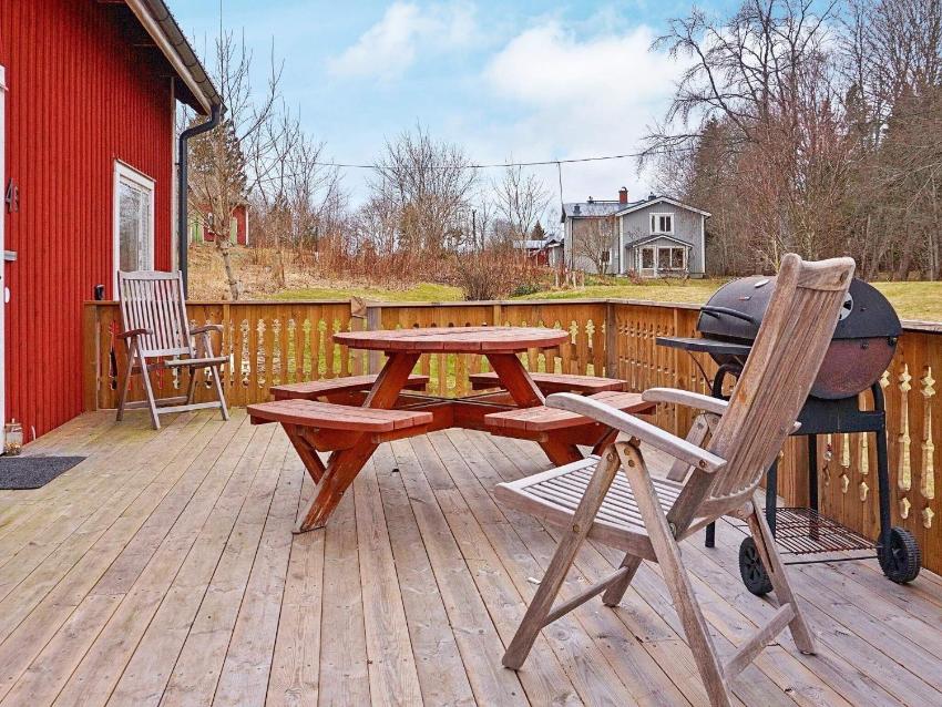 2 person holiday home in V DD