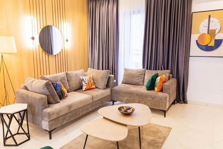 Luxury 2-bedroom serviced apartment with gym, pool