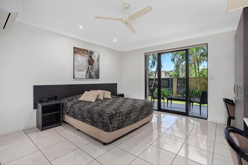 Western Gateway Motel