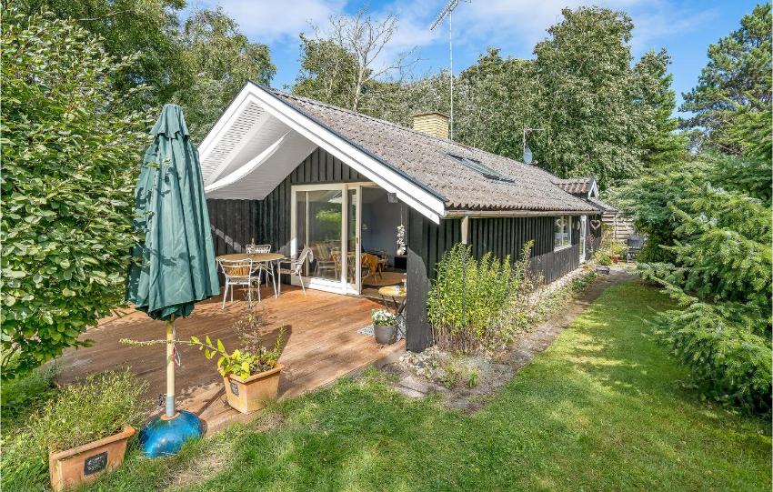 Awesome home in Liseleje with 2 Bedrooms and WiFi
