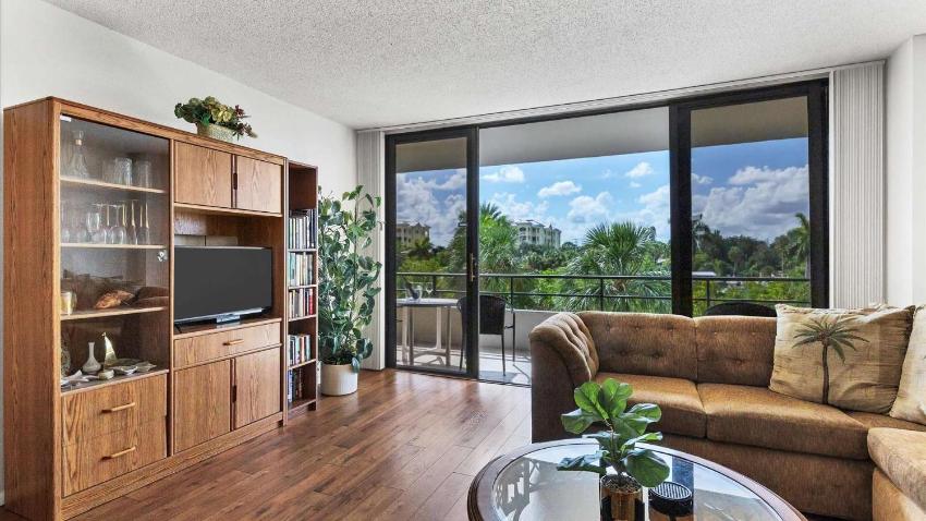 6415 Midnight Pass Road #307