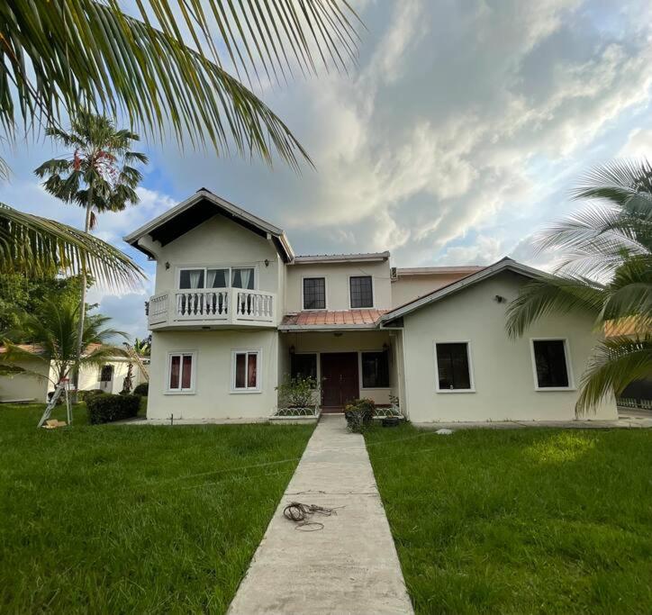 Casa Maru Luxury House in (Fully Climatized)