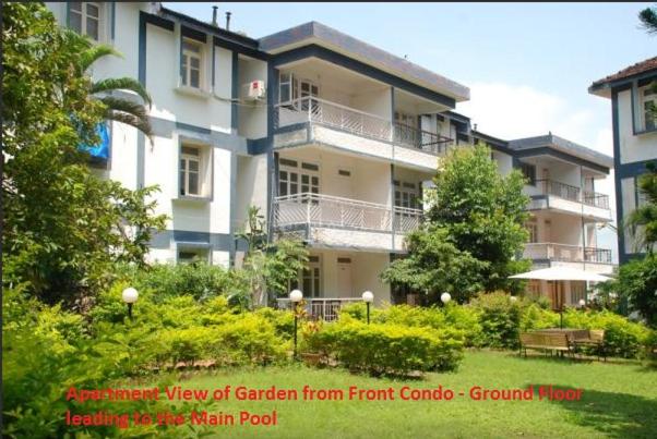 Apartment 2 minutes from Club TITOs Baga