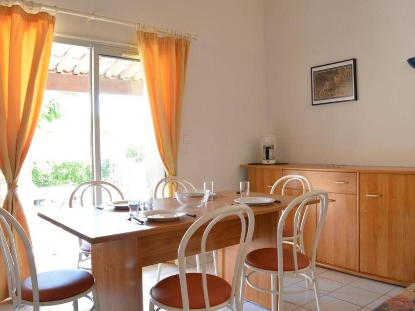 Maison Cap d'Agde, 3 pièces, 8 personnes - FR-1-249-103