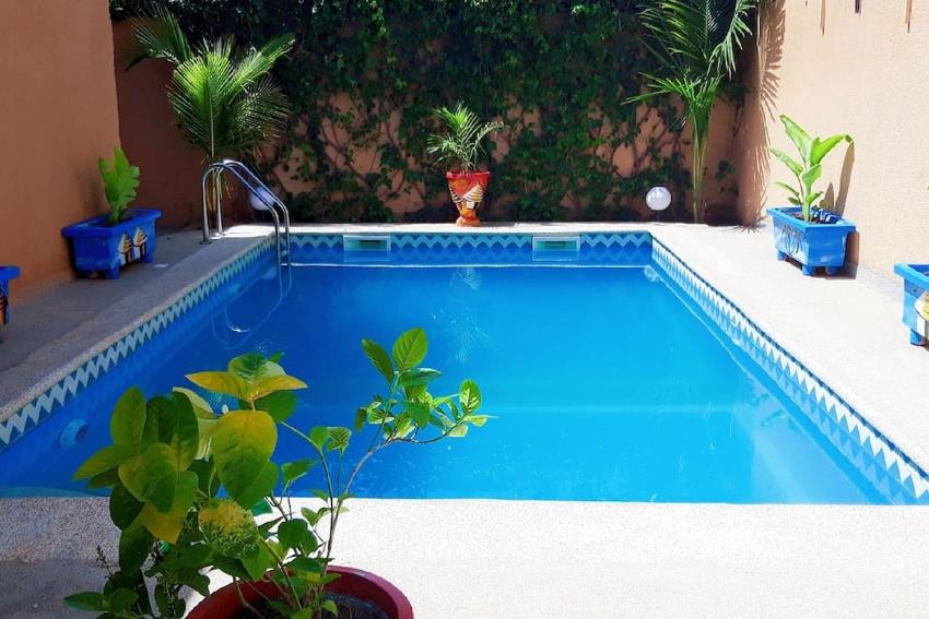 Superbe villa avec piscine à Mbour