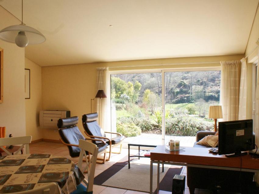 Semi-detached holiday home in Covas with a swimming pool