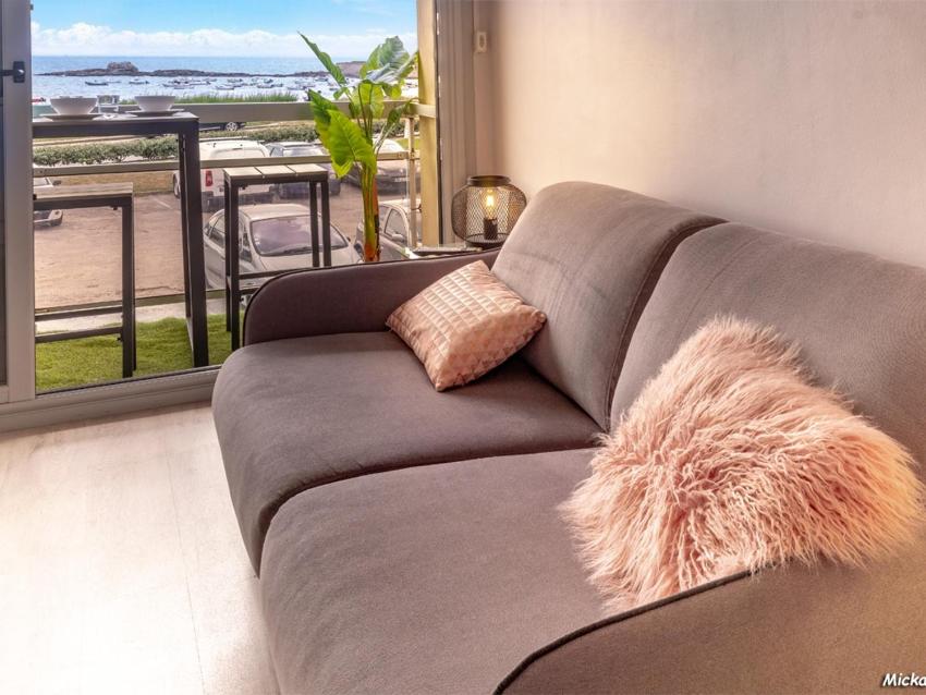 Studio Ploemeur, 1 pièce, 2 personnes - FR-1-349-148