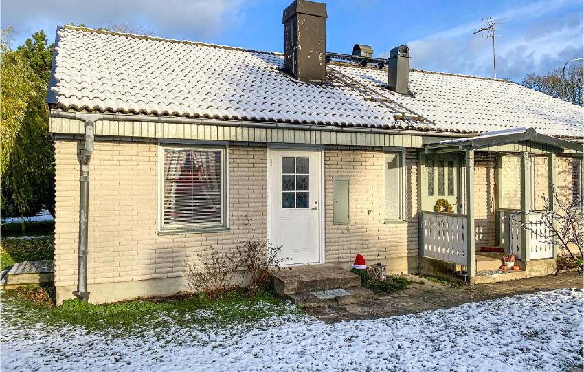 Nice home in Hemse with 3 Bedrooms and WiFi
