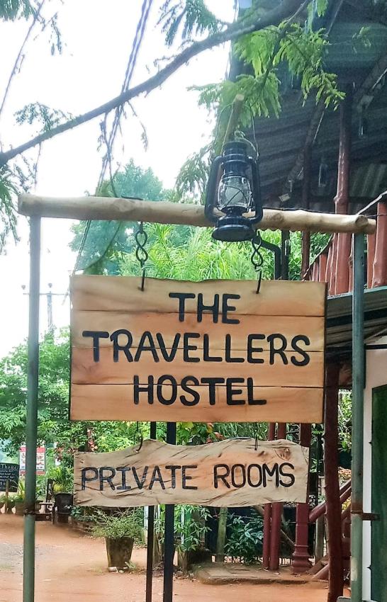 The Traveller's Hostel & Private Rooms