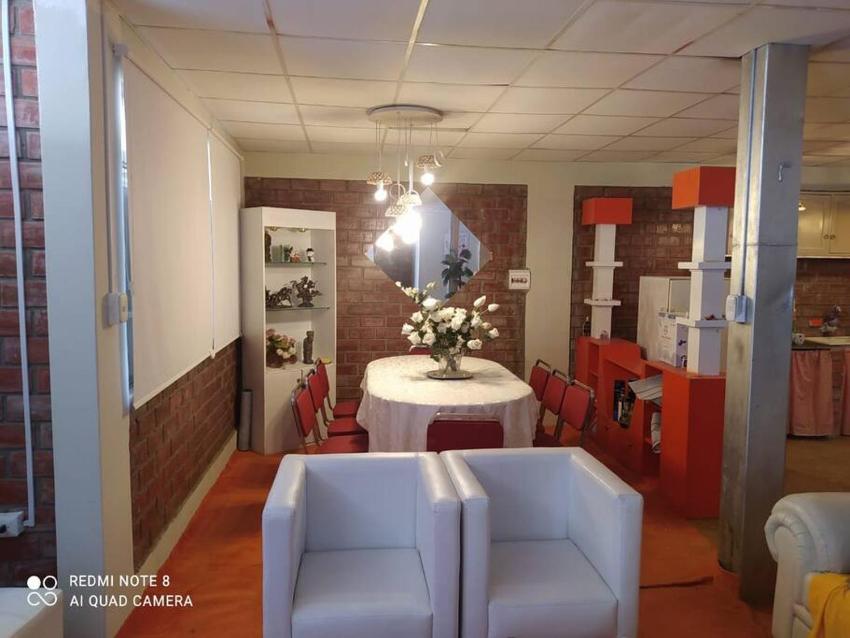 Linda casa con cochera y piscina en Camana - la punta