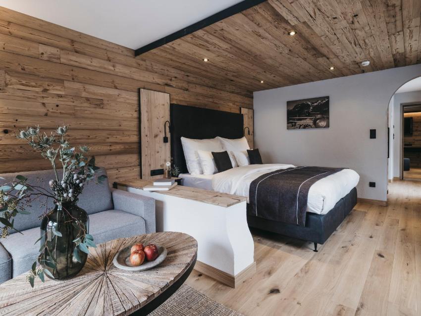 VAYA Pfunds NEUERÖFFNUNG