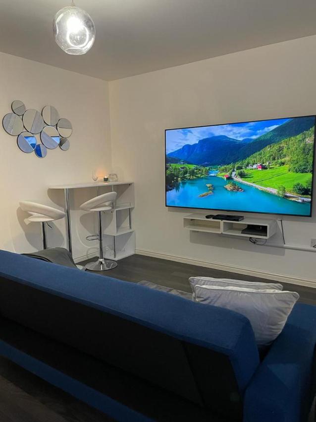 Charming 2-Bed Terraced home in Dartford