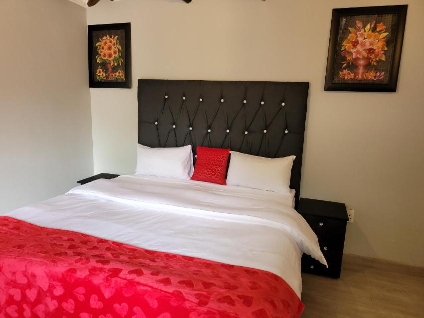 Pink Palace Bedfordview