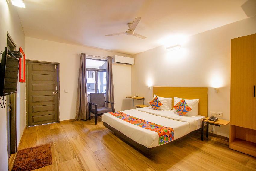 FabHotel Plaza Resort in Calangute Beach