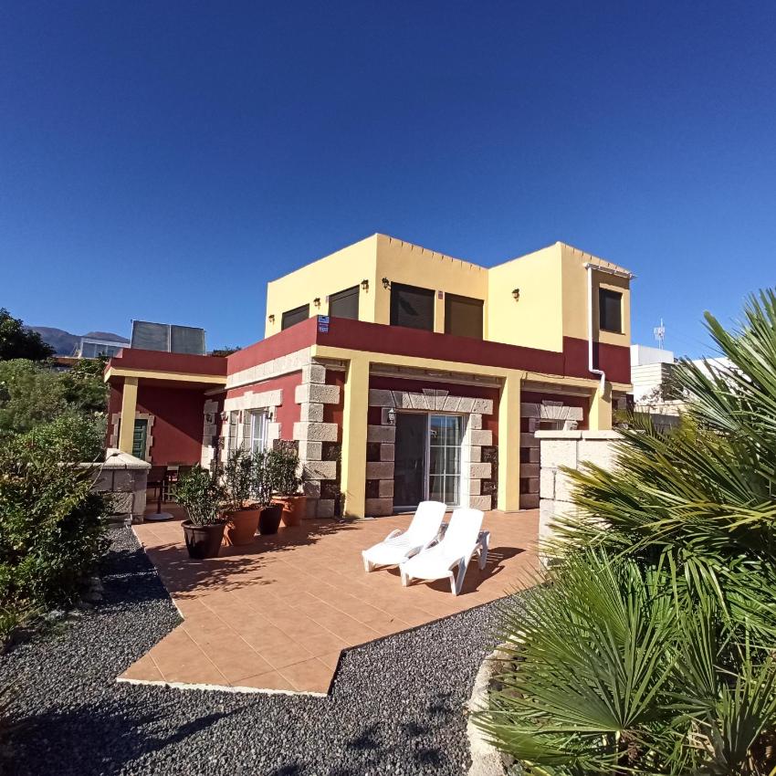 Lovely 2-Bed Finca Apartment in Villa de Arico