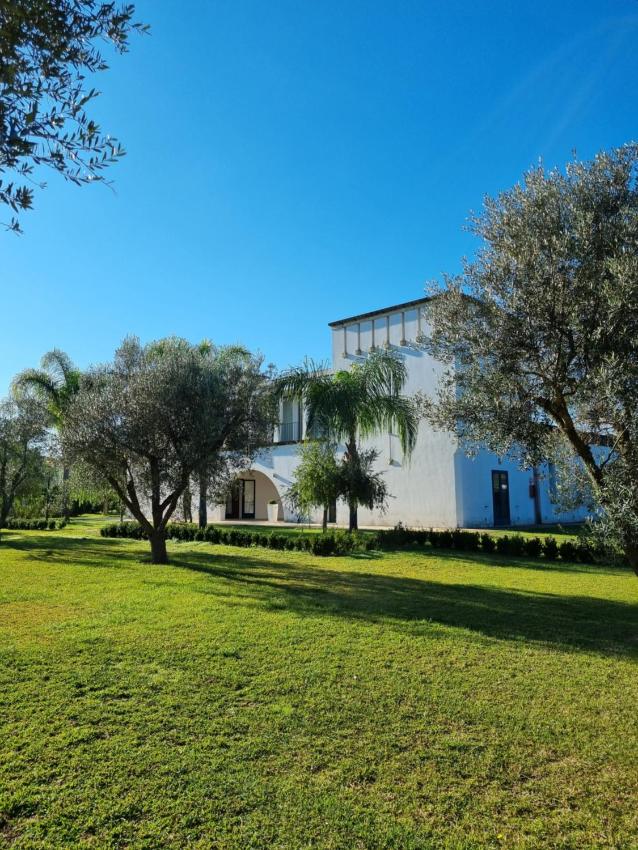 Alimini Beach Apartments