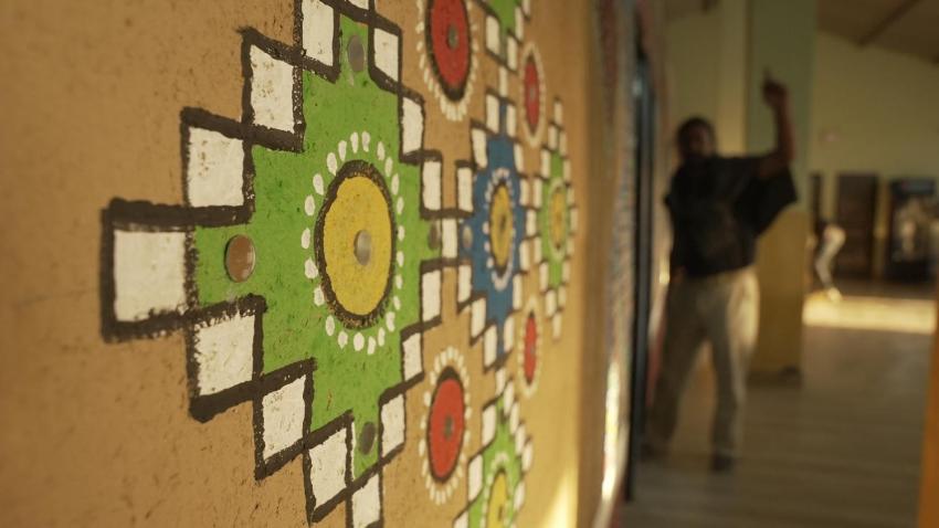 LUCKY HOTEL & RESTAURANT