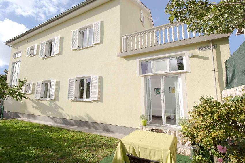 Apartments in Rijeka 17011