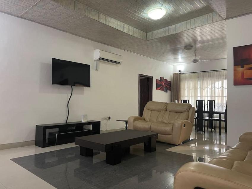 AbbeyVille Holiday Home