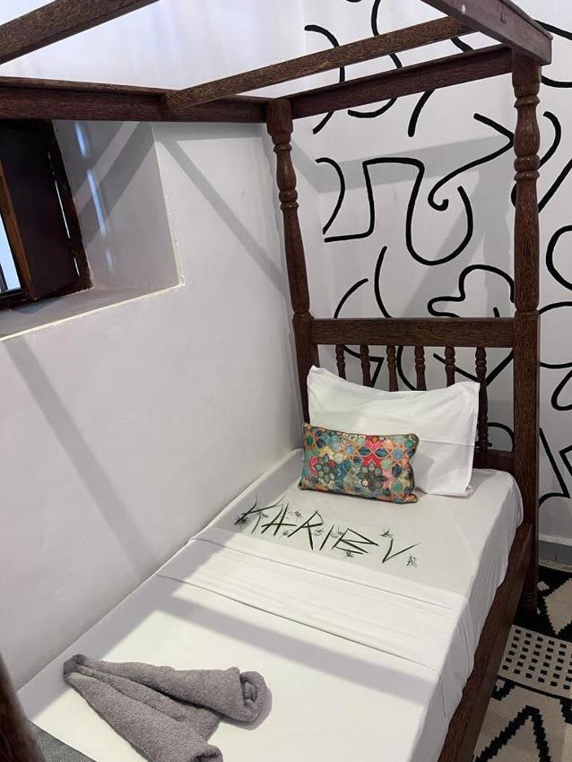 Spacious Apartment Living in Stone Town w AC