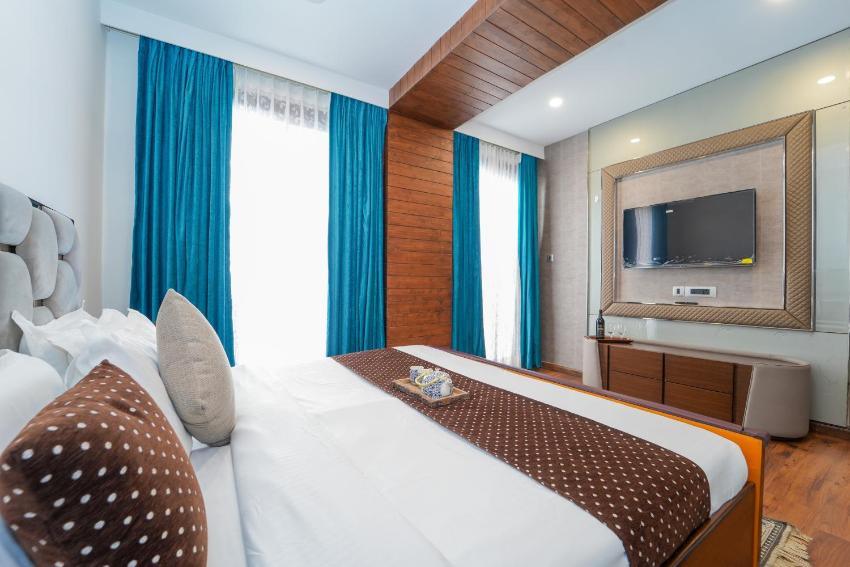 Skylight bnb 3 BHK Shimla