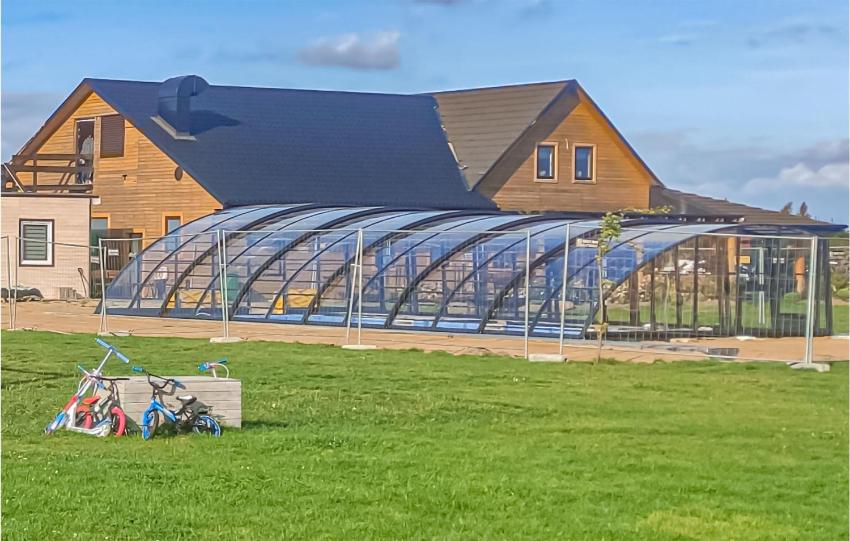 Beautiful home in Jezierzany with Jacuzzi, Sauna and 1 Bedrooms