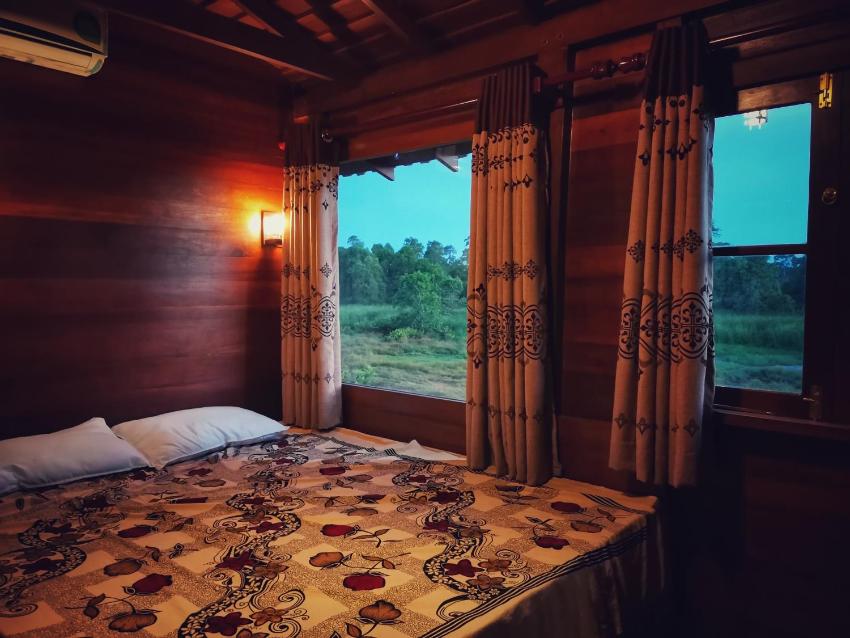 sarada lagoon view villa