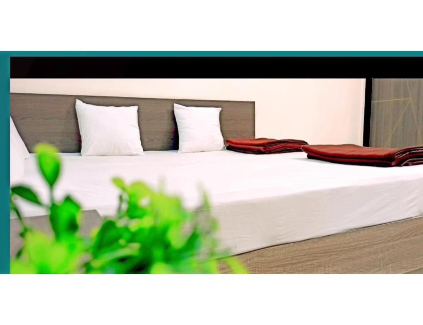 The Rudra Homestay, Garudeshwar