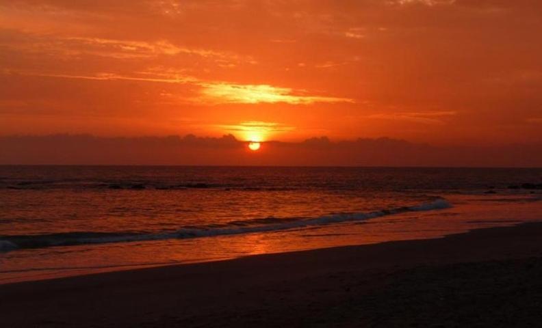 Appartement luxueux au cœur de Saly, Restaurant, Piscine, Proche plage