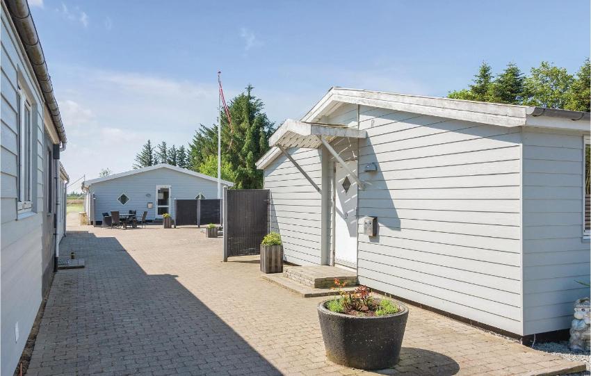 Beautiful apartment in Henne with WiFi and 1 Bedrooms