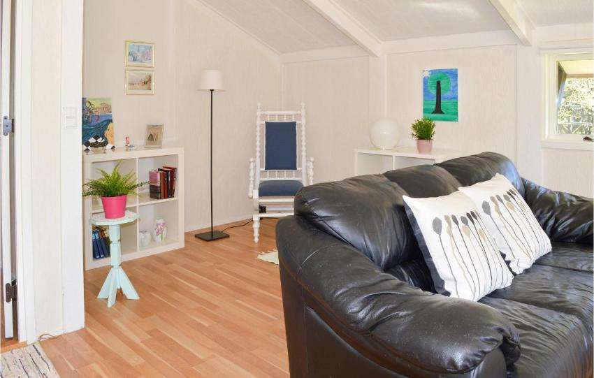 Nice home in Hals w/ WiFi and 2 Bedrooms