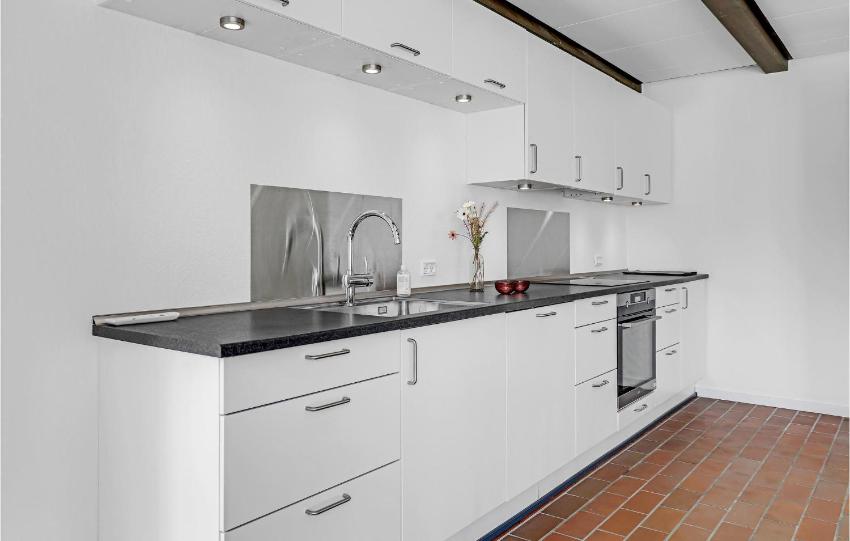 Awesome apartment in Rnne with WiFi and 3 Bedrooms