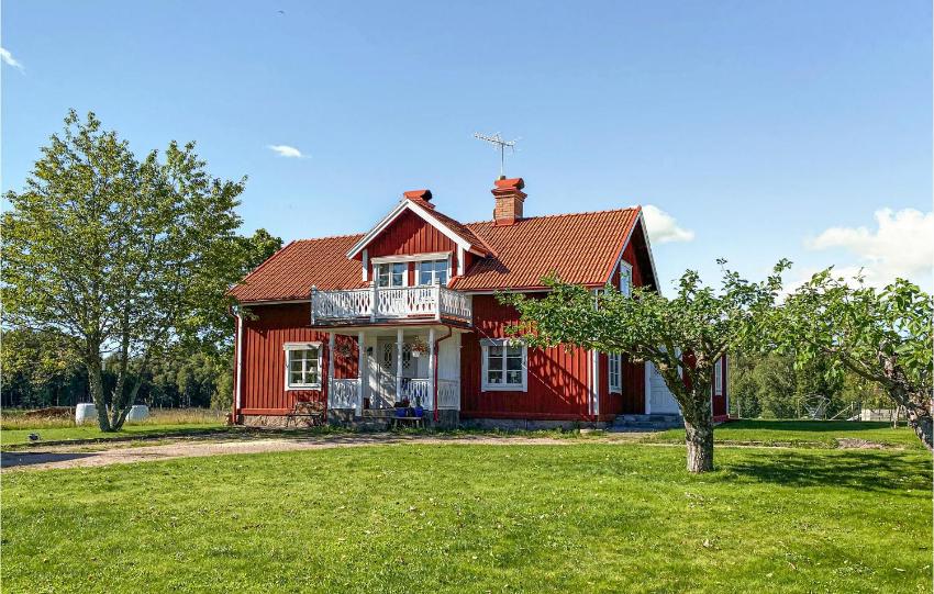 Amazing home in Trans with 3 Bedrooms and Internet