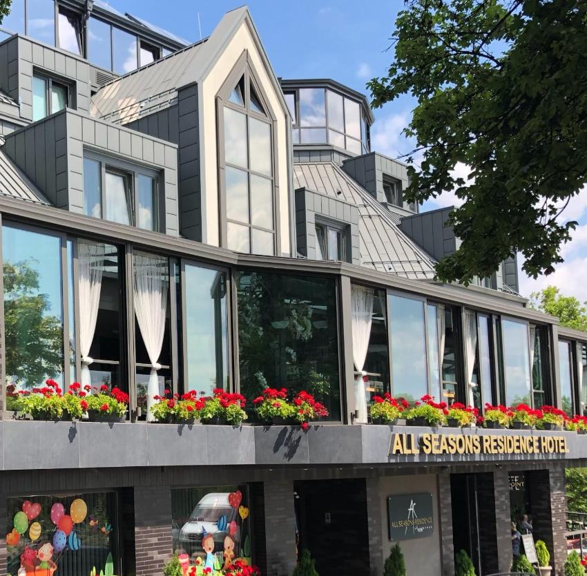 All Seasons Residence Hotel