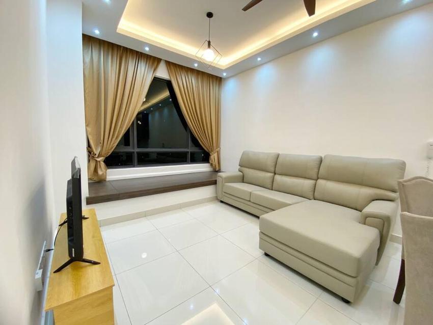 New! Cozy 1-6 Pax Bandar Sunway, 2 Exclusive CarLot with Stuning View!